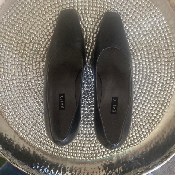 Bally Shoes - Black vintage BALLY PUMPS